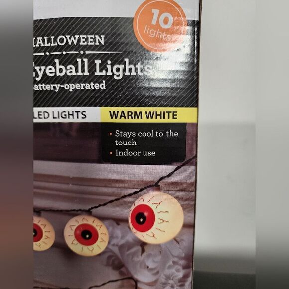 Lot of two Halloween 10-Count Battery Operated EyeballLights, w/Warm White LED - Picture 3 of 8
